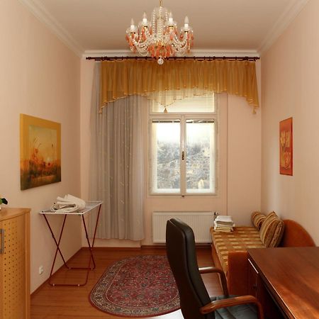 7K - Apartmany Lazenska Karlovy Vary Bagian luar foto